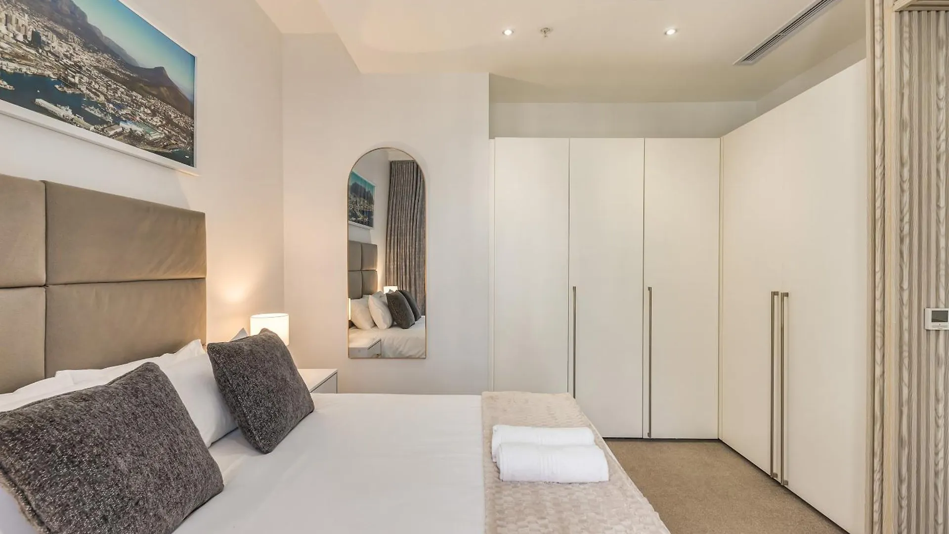 The Pullman Luxury Apartments Cape Town 0*,  South Africa